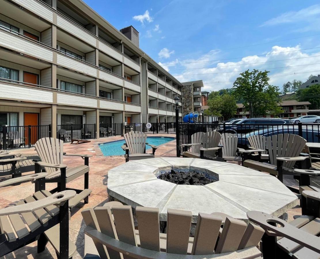 Howard Johnson By Wyndham Downtown Gatlinburg Dış mekan fotoğraf