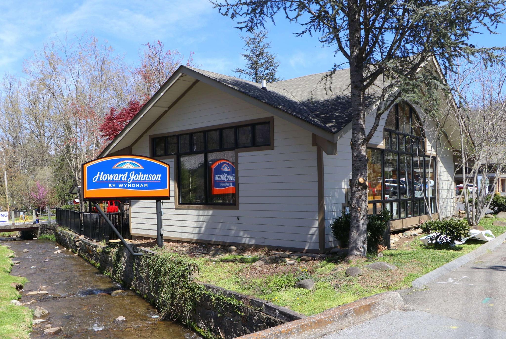 Howard Johnson By Wyndham Downtown Gatlinburg Dış mekan fotoğraf
