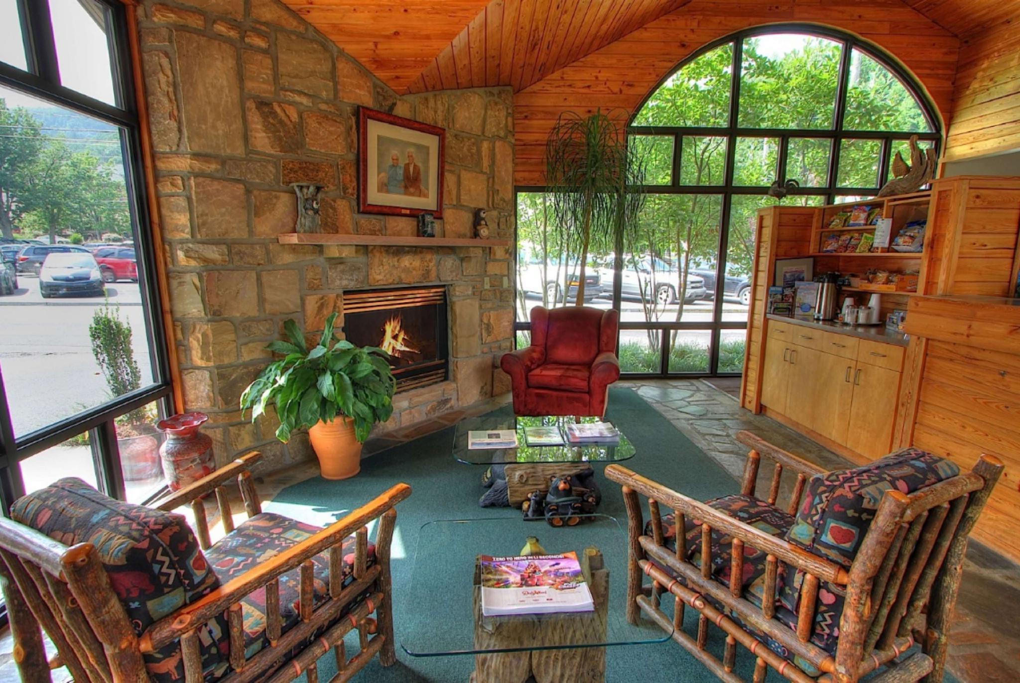 Howard Johnson By Wyndham Downtown Gatlinburg Dış mekan fotoğraf