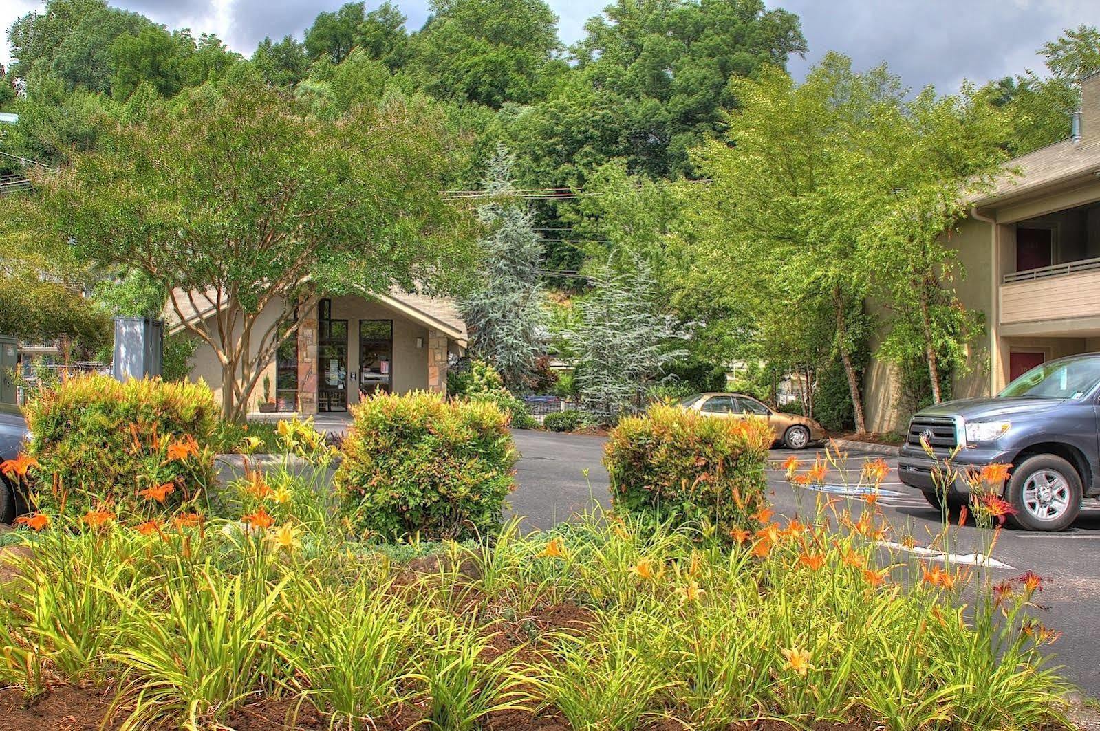 Howard Johnson By Wyndham Downtown Gatlinburg Dış mekan fotoğraf