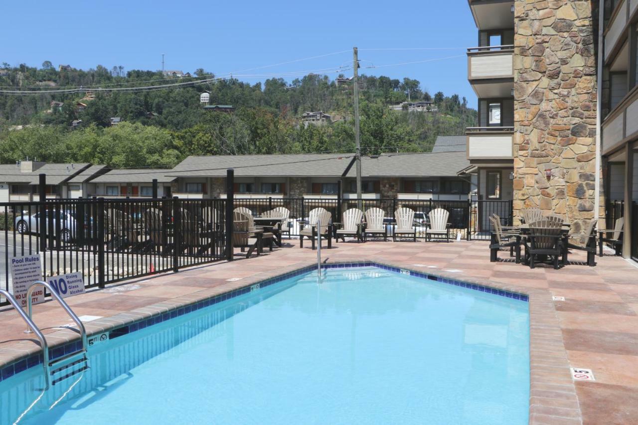 Howard Johnson By Wyndham Downtown Gatlinburg Dış mekan fotoğraf