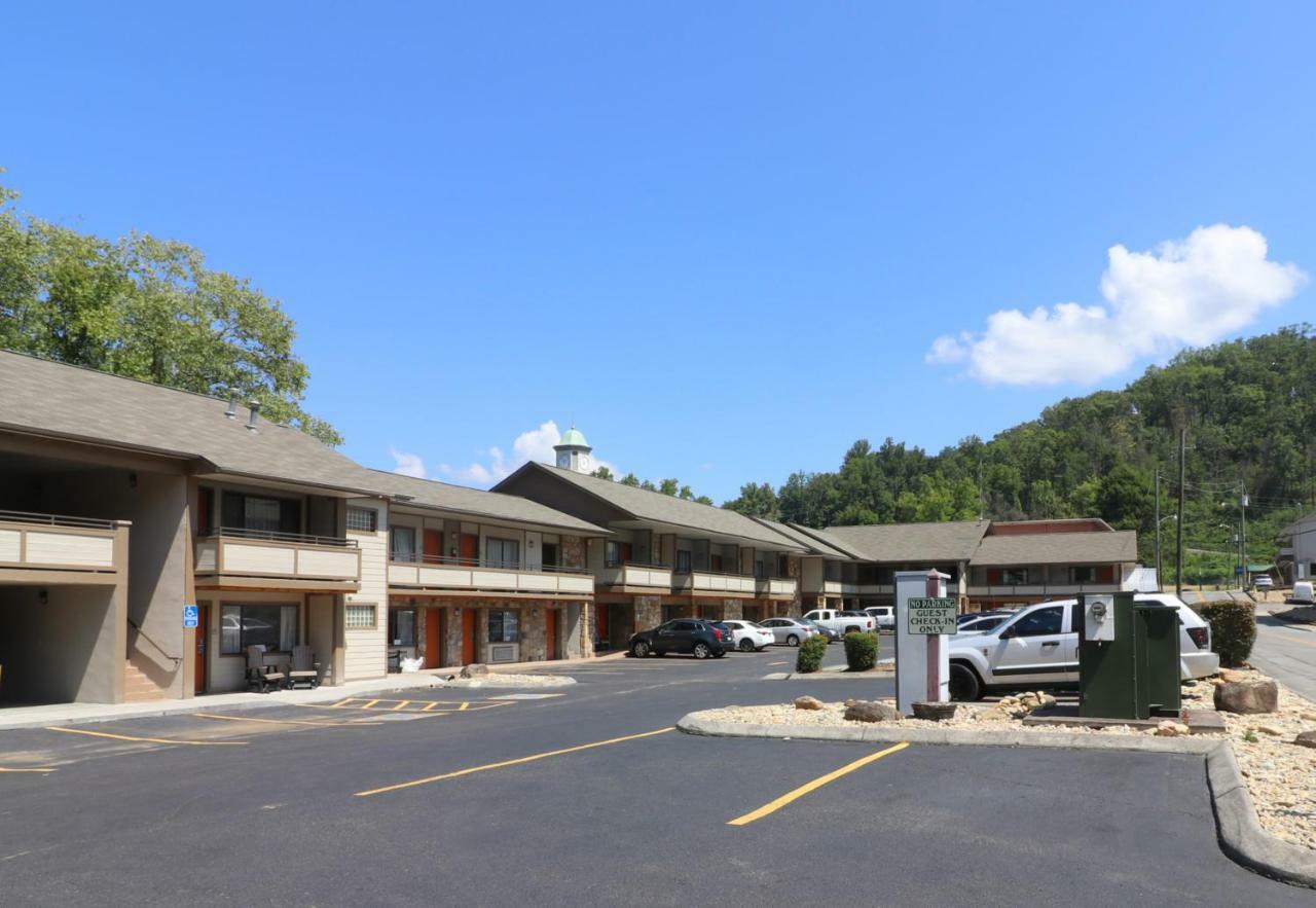 Howard Johnson By Wyndham Downtown Gatlinburg Dış mekan fotoğraf