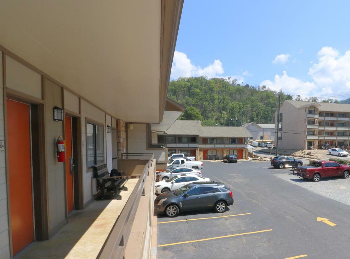 Howard Johnson By Wyndham Downtown Gatlinburg Dış mekan fotoğraf